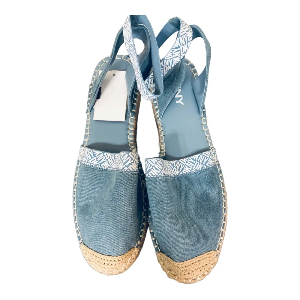 DKNY Melanie Blue chambray anklestrap cap toe platform espadrilles shoes size 10